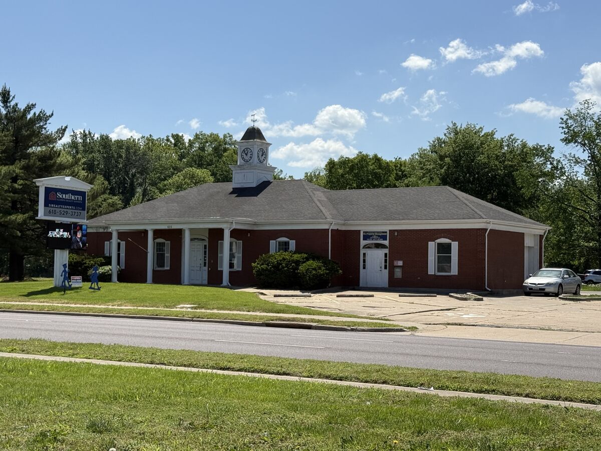 Southern Illinois Realty Experts Carbondale office at 635 E. Walnut St, Carbondale IL